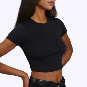 Cuts Tomboy Tee Cropped